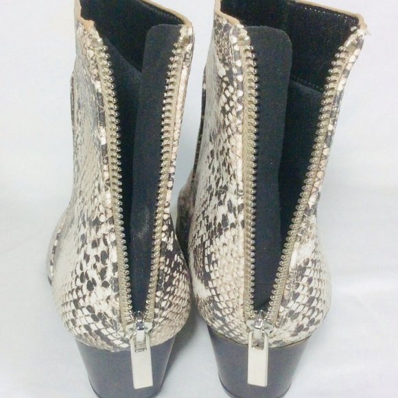 Qupid Women Snakeskin Bootie Boots 9 Black White Zipper Point J Toe Pre-Owned. - Picture 6 of 6